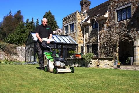 Etesia robot mower 2025